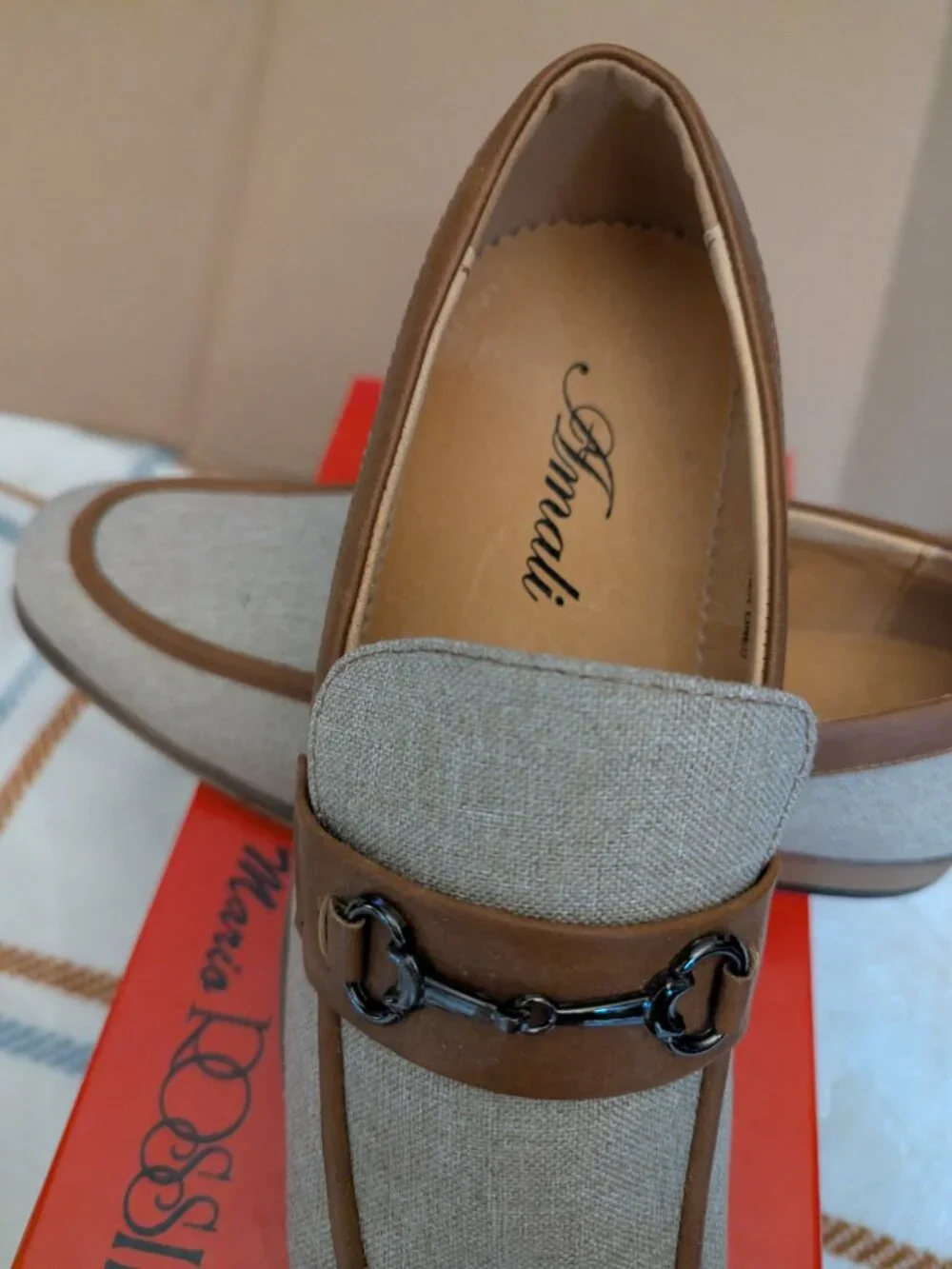 Amali Mens Loafers Beautiful Beige Material Size 9
